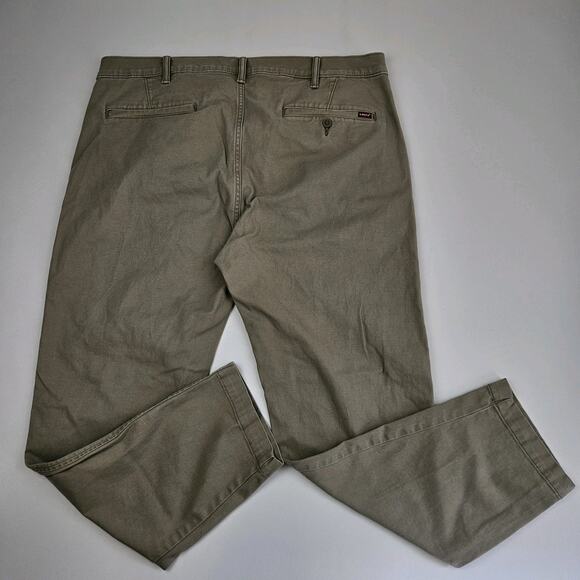 Levis XX Chino Pants Mens 38x30 Standard Tapered Fit Cotton Tan Khaki Flat Front - Picture 5 of 9